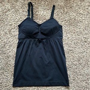 Kindred Bravely Sublime® Hands-Free Pumping & Nursing Tank